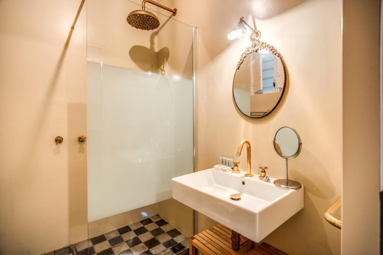 Stylish And Spacious Apartment Next To The Colosseum Rome Extérieur photo