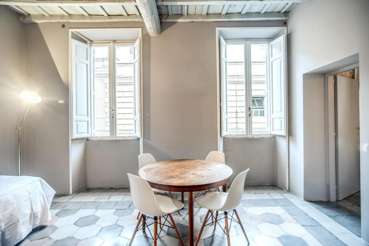 Stylish And Spacious Apartment Next To The Colosseum Rome Extérieur photo